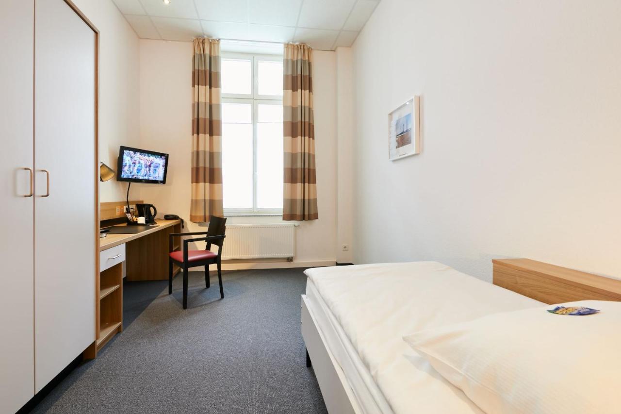 Townhouse Duesseldorf Aparthotel Bagian luar foto