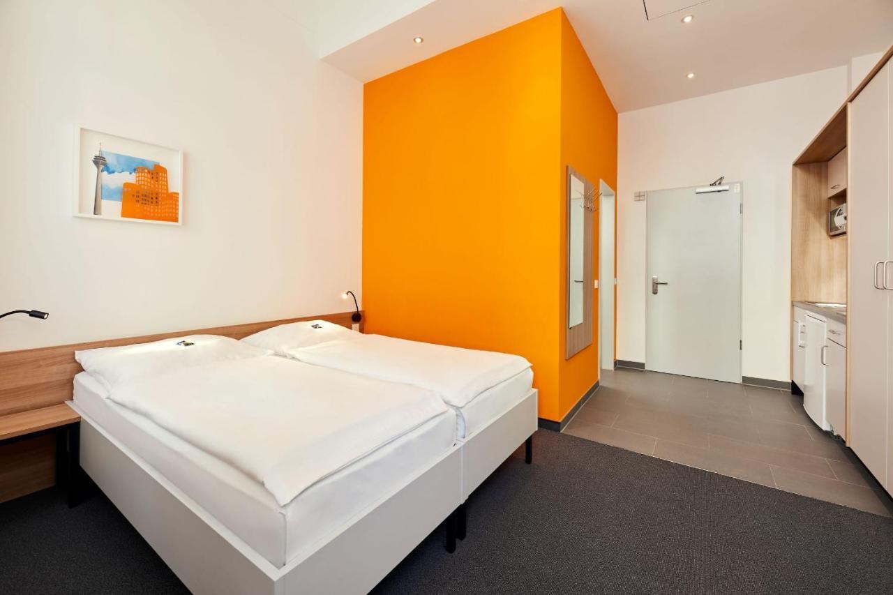 Townhouse Duesseldorf Aparthotel Bagian luar foto